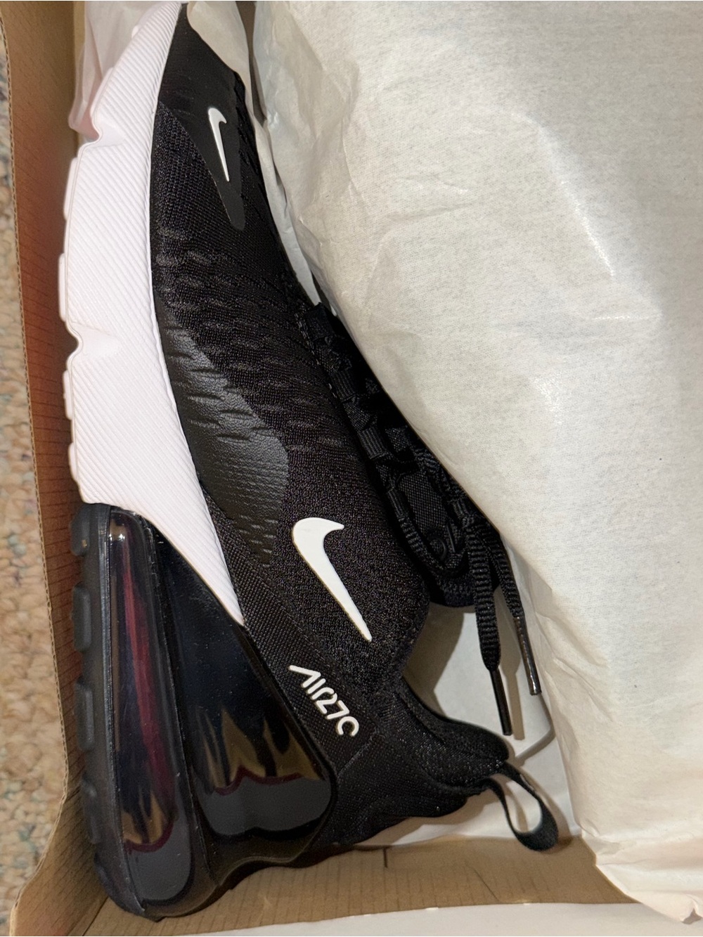 Nike youth Air Max 270 Black/White Athletic Sneaker
